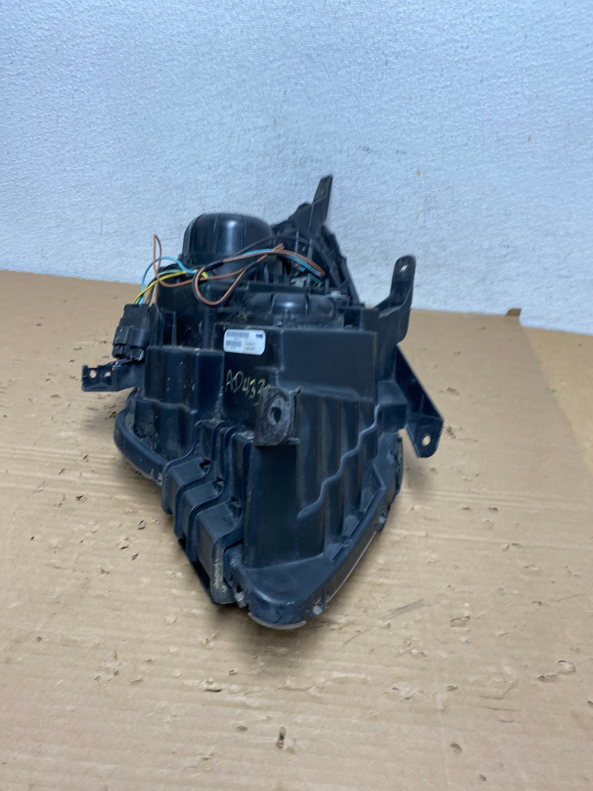 2010-2015 Chevrolet Equinox Halogen Projector Headlight Left Driver TYC AD43395