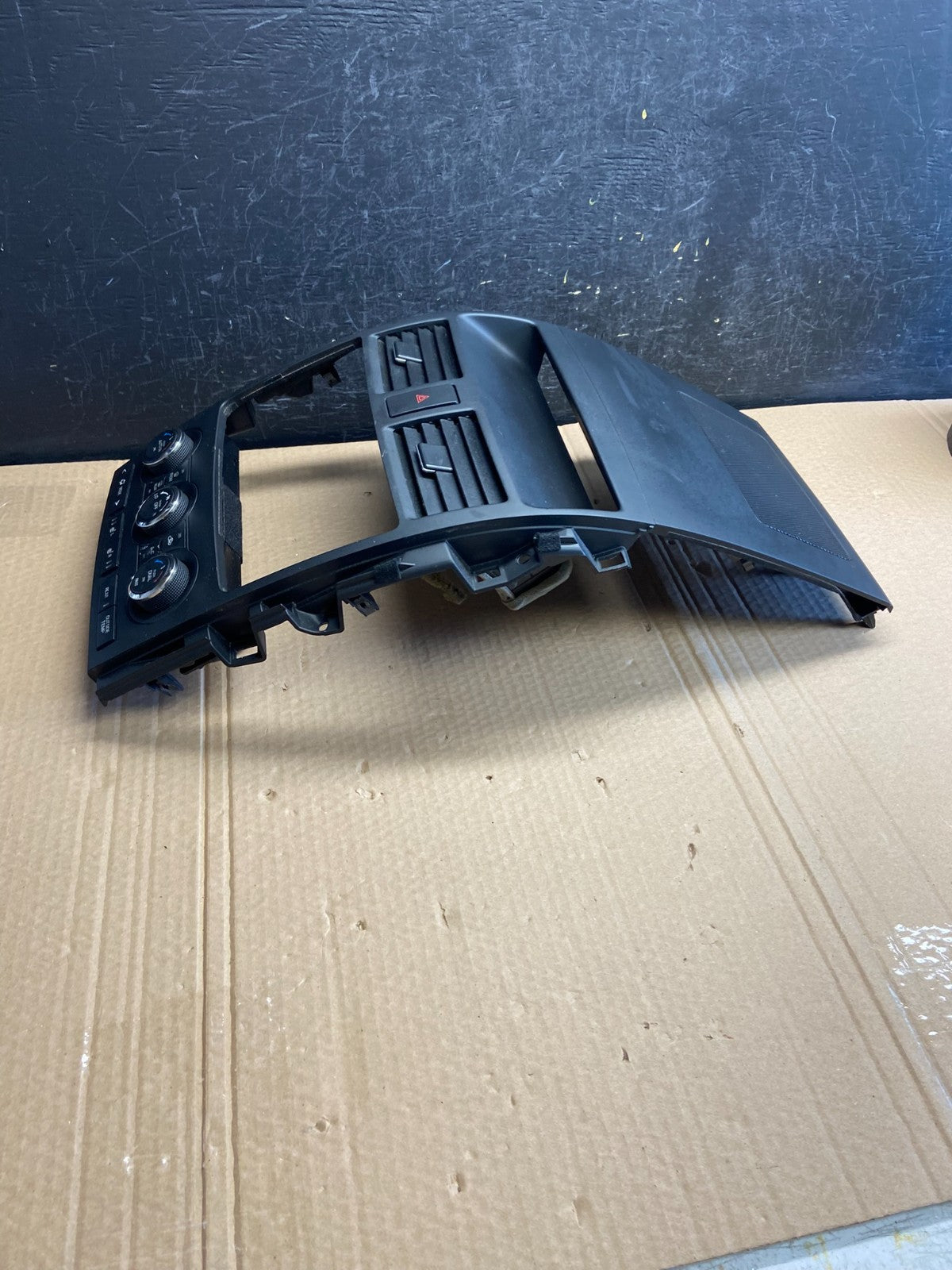 2010 - 2015 Mazda CX-9 Radio Dash Trim Bezel W/Vent AC Climate Control AF6130 DG2