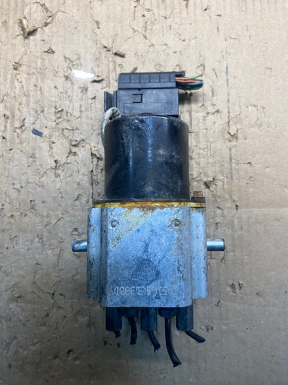 2006 2007 Ford E250 E350 Econoline Anti-Lock ABS Antilock Brake Pump W3965 DG2