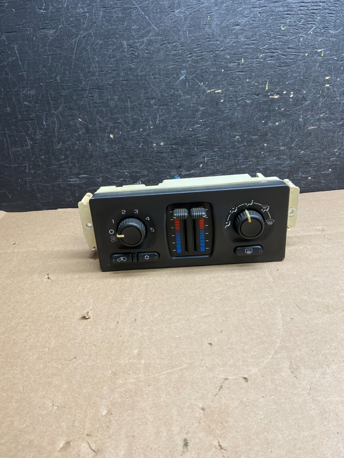 2003 to 2006 Chevrolet Silverado HVAC AC Climate Control AI6271 DG0