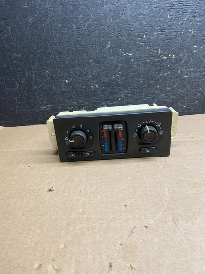 2003 to 2006 Chevrolet Silverado HVAC AC Climate Control AI6271 DG0