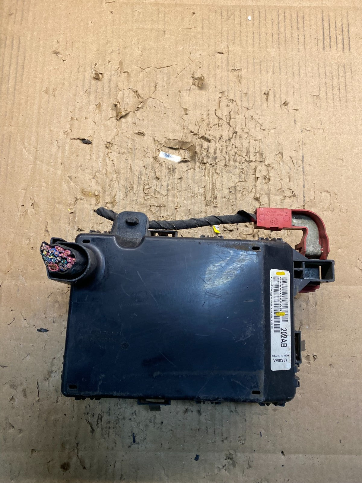 Chrysler Dodge Fuse Box p68081202ab W3971 PS6