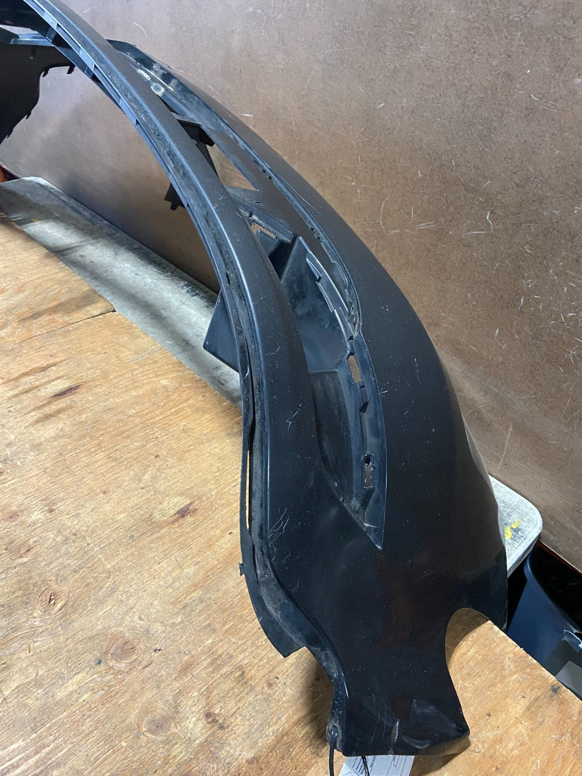 2013 to 2019 Lincoln MKT Front Bumper Cover AA92793
