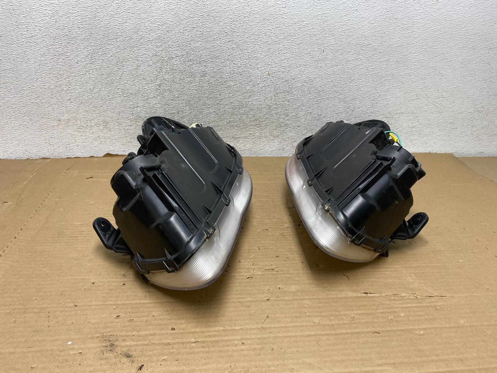 2007 2008 2009 2010 Hyundai Elantra Left+Right Side Headlights AG8148 DW10