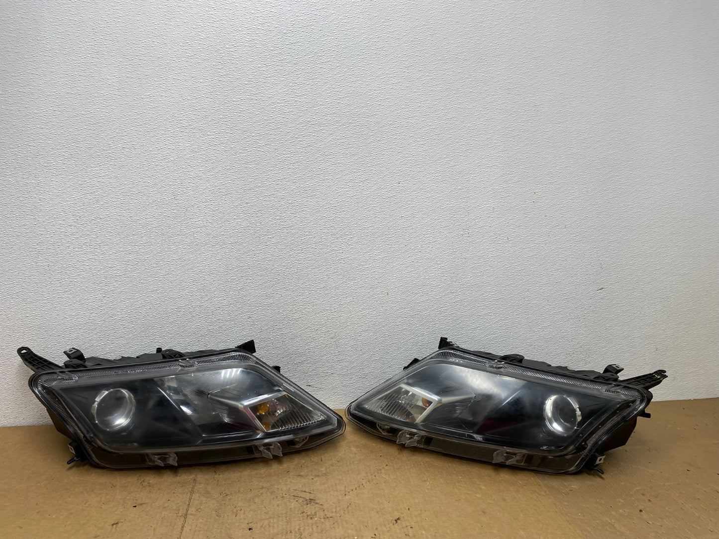2010 2011 2012 Ford Fusion Left+Right Headlights Halogen OEM AC3625 DW0