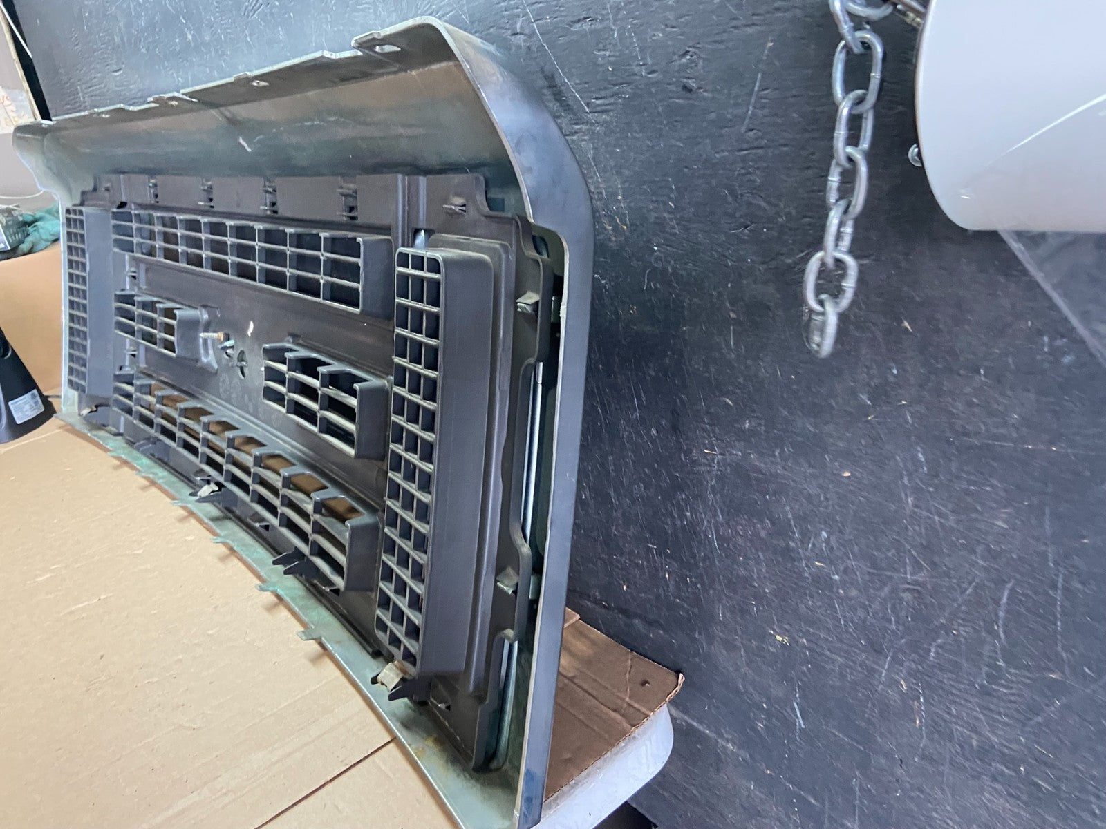 2008 to 2014 Ford Econoline E150 E250 Front Upper Chrome Grill Grille P3978 DG7