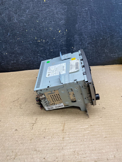 2009 to 2012 Hyundai Santa Fe AM/FM Radio CD Player AH3877 DG1