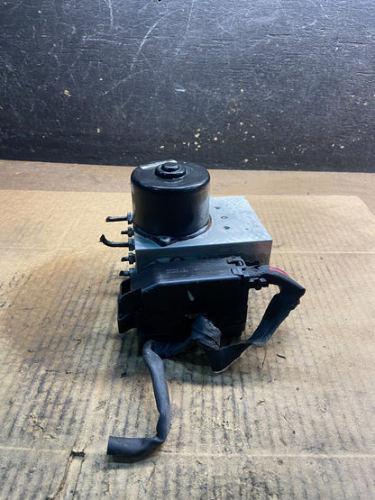 2002 to 2005 Mercedes W204 C230 C320 ABS Anti Lock Brake Pump Module y4387 DG4