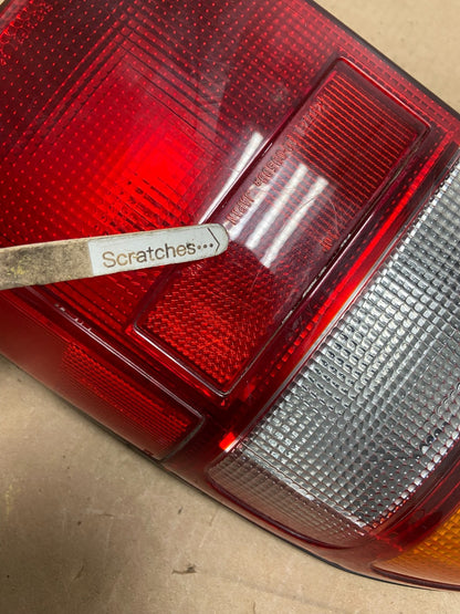 1999 to 2003 Suzuki XL-7 Vitara Right Passenger RH Side Tail Light AG4677 DW3