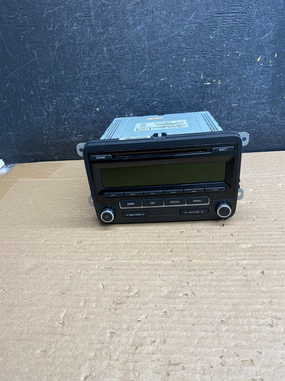 2011 to 2014 Volkswagen Passat Jetta Radio CD Player AM/FM AG6330 DG0