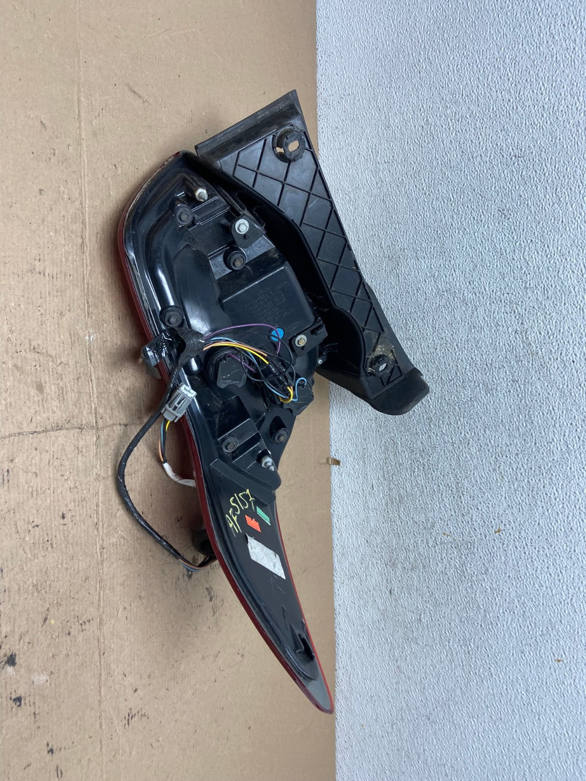 2016 to 2019 Ford Explorer Left Driver Lh Side Tail light AF5157 LK6
