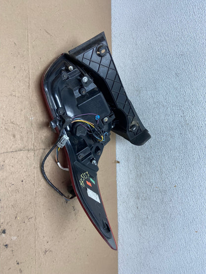2016 to 2019 Ford Explorer Left Driver Lh Side Tail light AF5157 LK6