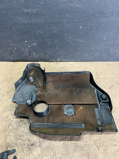 2007 to 2013 Nissan Altima 2.5 L Engine Cover O0987 DG4