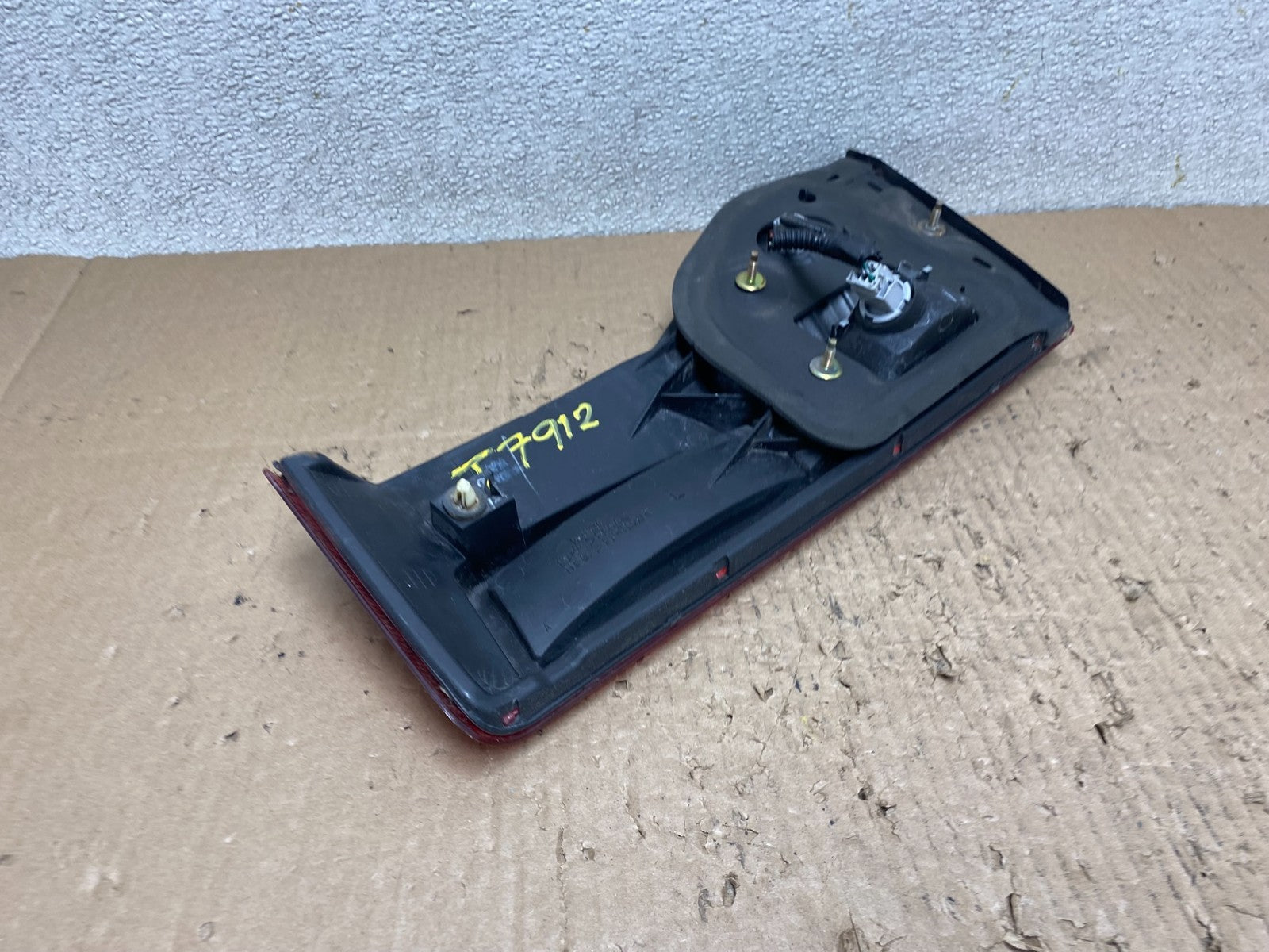 2001 to 2002 Honda Accord Left Driver LH Side Inner Tail Light OEM T7912 DW7