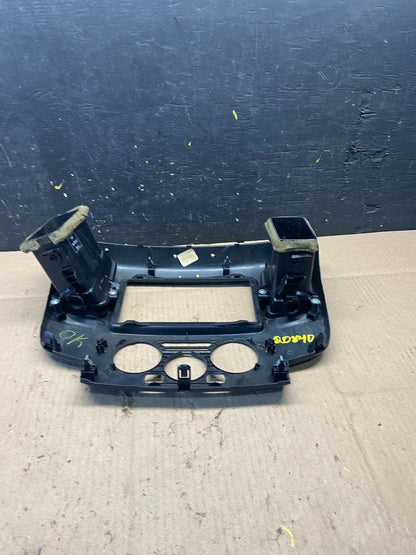 2013-2021 Nissan NV200 Center Console Radio Climate Control Air Vent Q0840 DG5