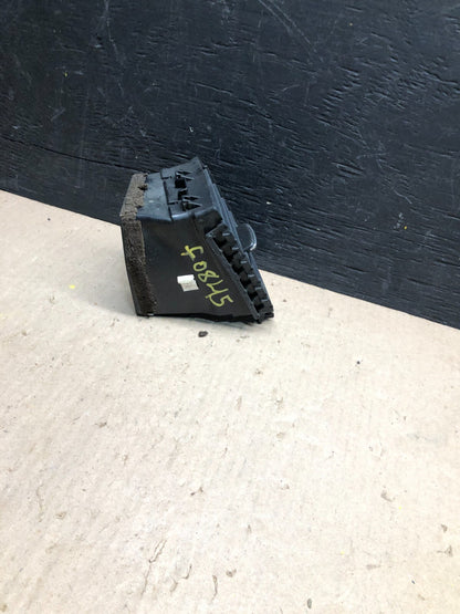 2007 to 2010 Nissan Armada Center Console Right Side Air vent F0845 PS2