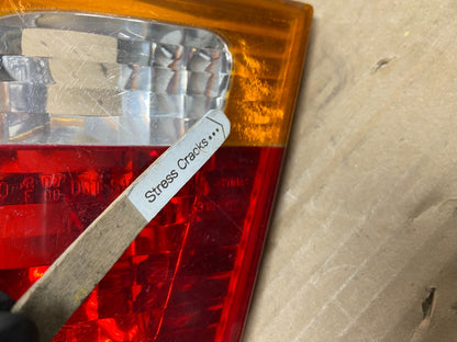 2002 - 2005 BMW 3 E46 Series Right Passenger Inner Tail Light AG8981 DW4