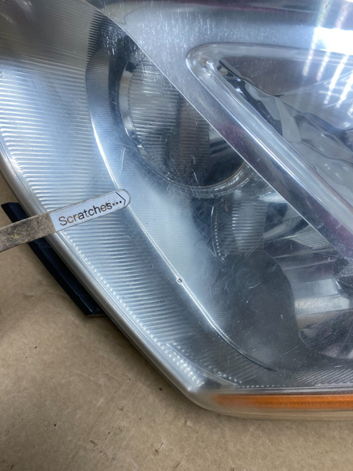 2008 to 2013 Nissan Rogue HID Xenon Headlight Left Driver Lh Side AF7290 DW3