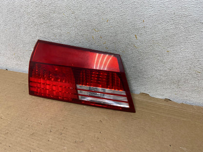 2004 - 2005 Toyota Sienna Left Driver LH Side Inner Tail Light AH8351 LK2