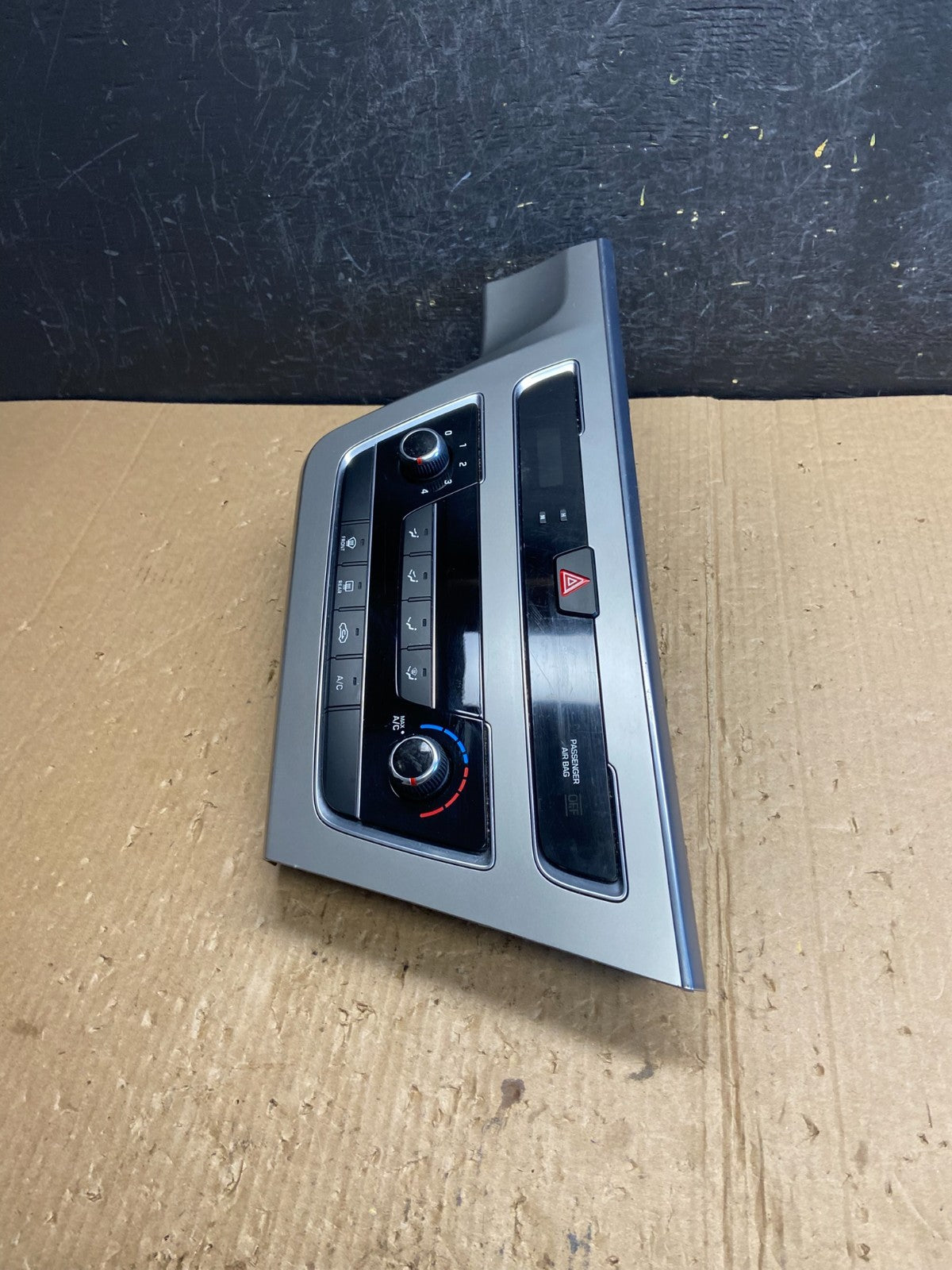 2015 to 2017 Hyundai Sonata Ac Heater Climate Control AE4163 DG2