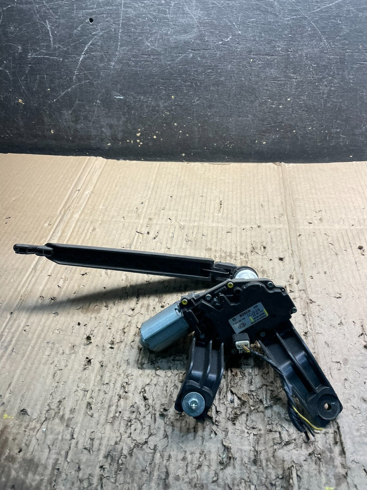 2006-2014 Kia Sedona Entourage Rear Glass Windshield Wiper Motor Y0002 DG5