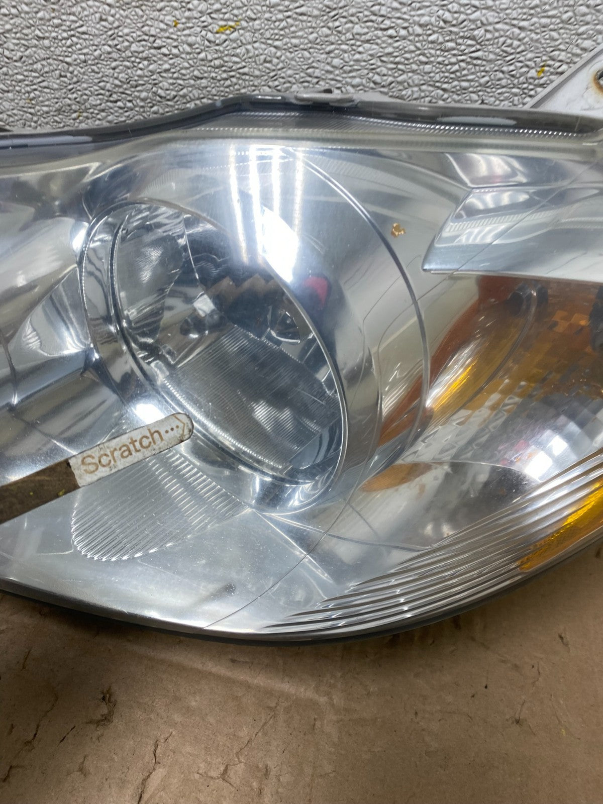 2005 to 2008 Toyota Corolla Left+Right Side Set Headlights W2902 DW5