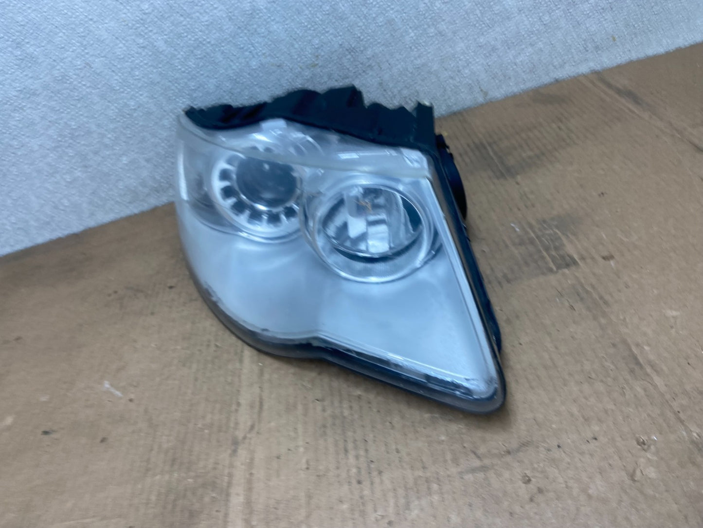 2008 to 2010 Volkswagen Touareg Right Passenger Halogen Headlight Depo AA6219 DG1