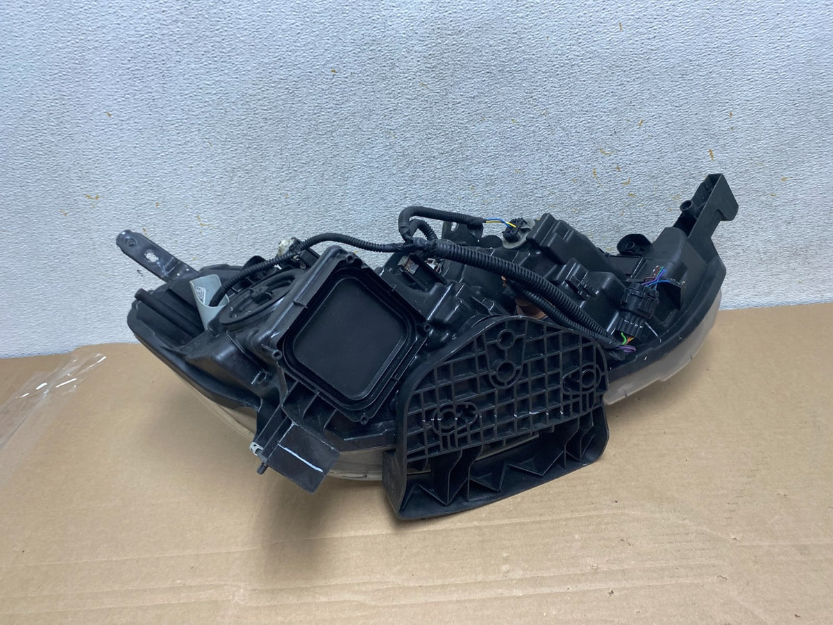 2016 2017 2018 Nissan Sentra Front Left Driver LH Halogen Headlight AH9329 DW8