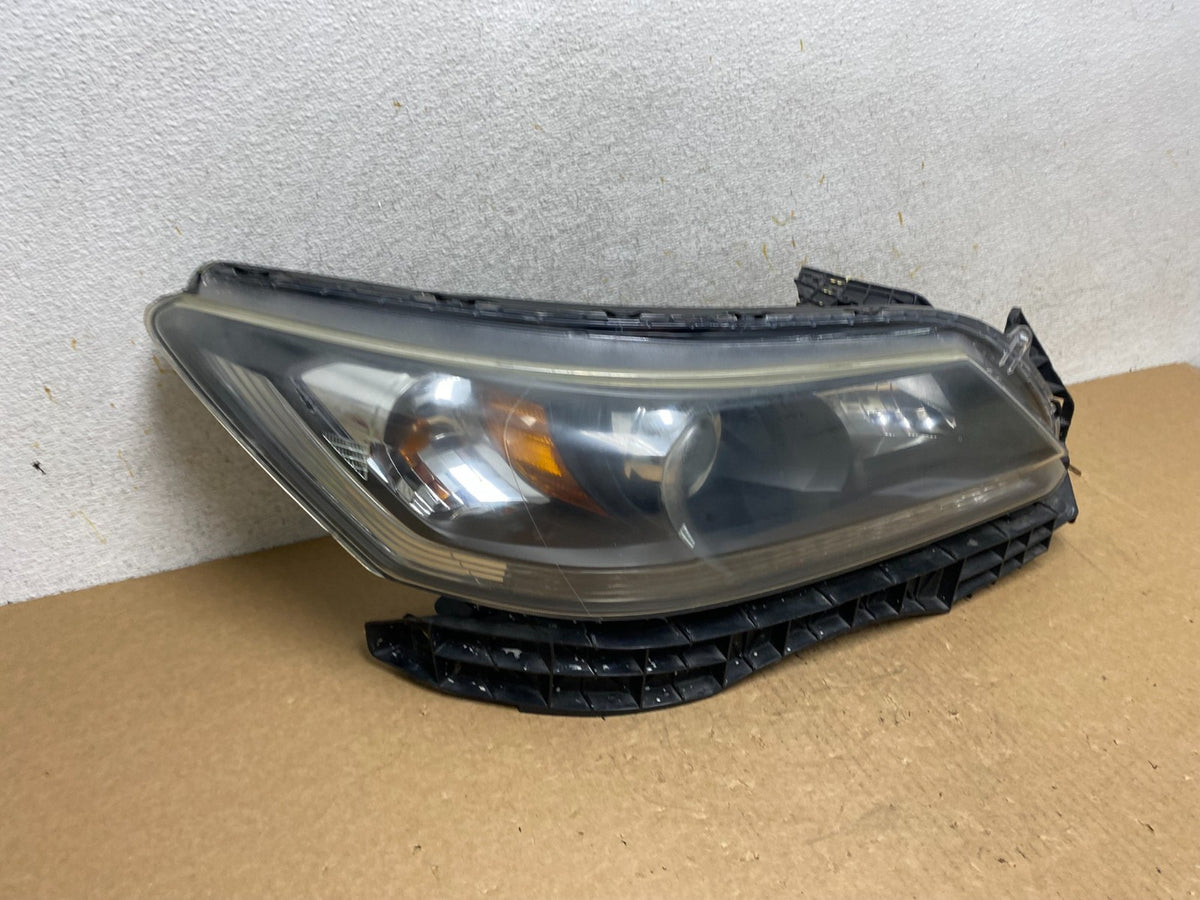 2013 to 2015 Honda Accord Sedan Headlight Right Passenger RH Side AI3414 DW2