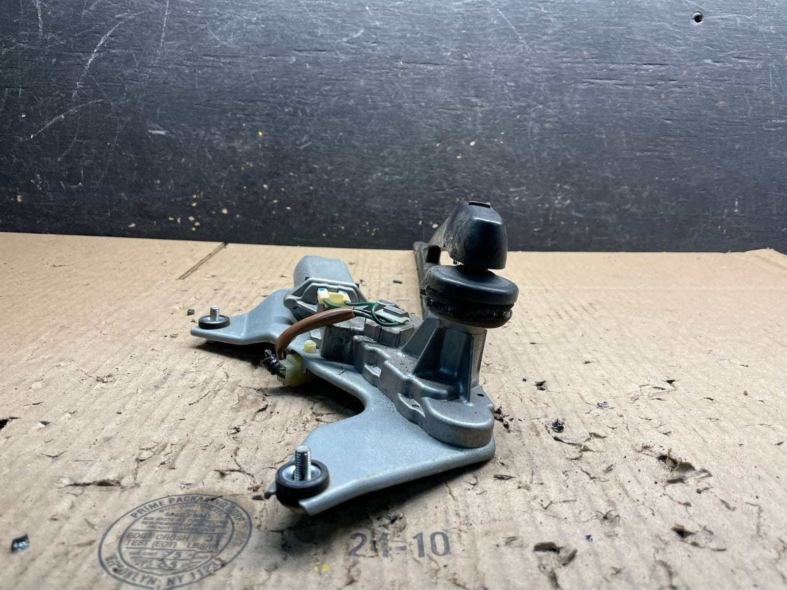 2003 to 2011 Honda Element Rear Windshield Washer Wiper Motor V8830 PS4