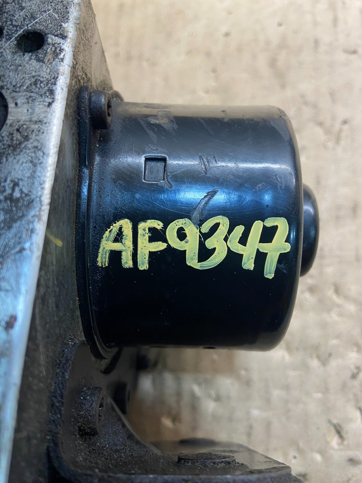 2000 2002 Mercedes ML320 ML500 Anti-Lock Brake Pump AF93477