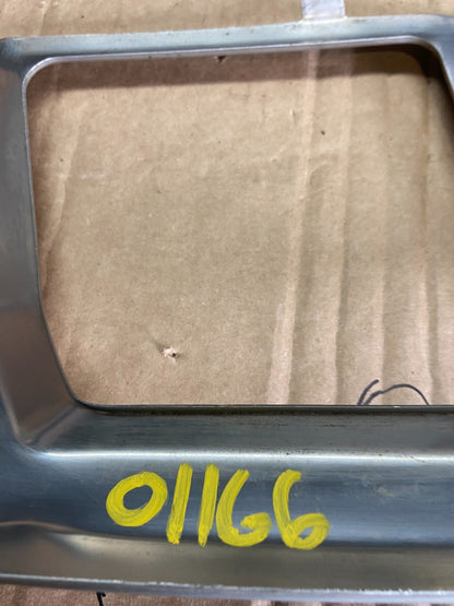 2009 to 2011 Mercedes-Benz ML550 Front Bumper Cover Metal Skid O116611