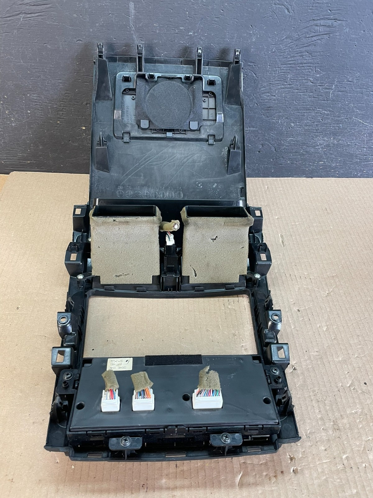 2010 - 2015 Mazda CX-9 Radio Dash Trim Bezel W/Vent AC Climate Control AE3448 DG7