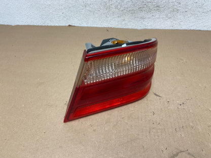2000-2002 Mercedes-Benz E-CLASS E430 Right Passenger Side Tail Light AG34122