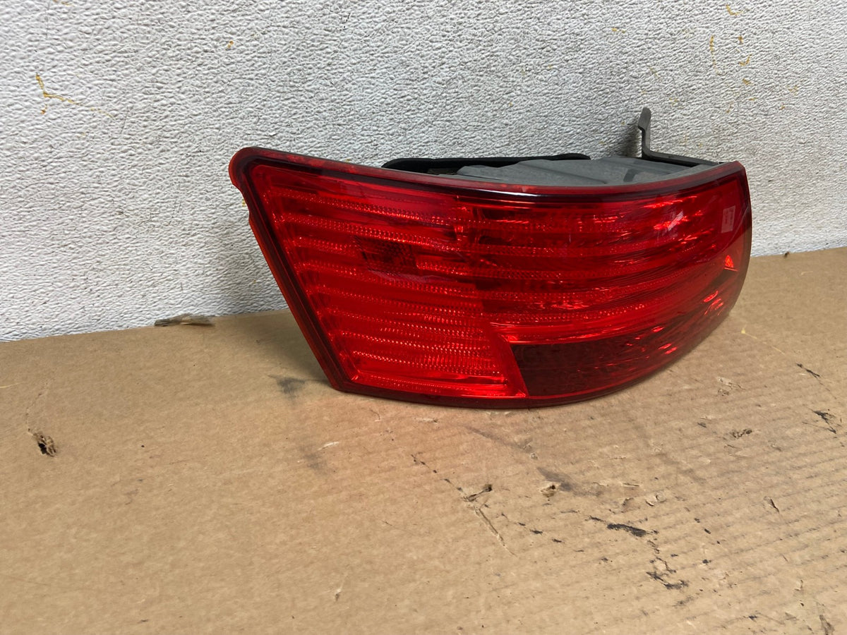 2009 to 2010 Hyundai Sonata Left Driver Lh Side Tail Light AH4326 LK1