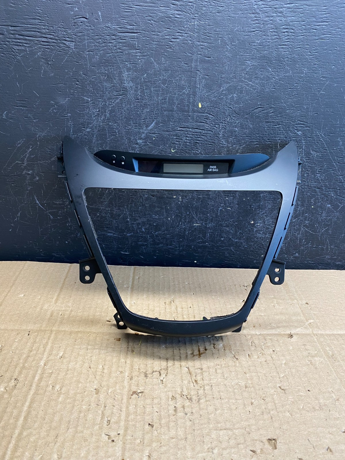 2011-2013 Hyundai Elantra Dash Radio Bezel Clock Display Trim AD2049 DG0