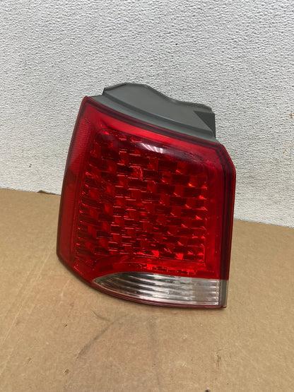 2011 2012 Kia Sorento Left Driver LH Side Tail Light AF9933 LK0