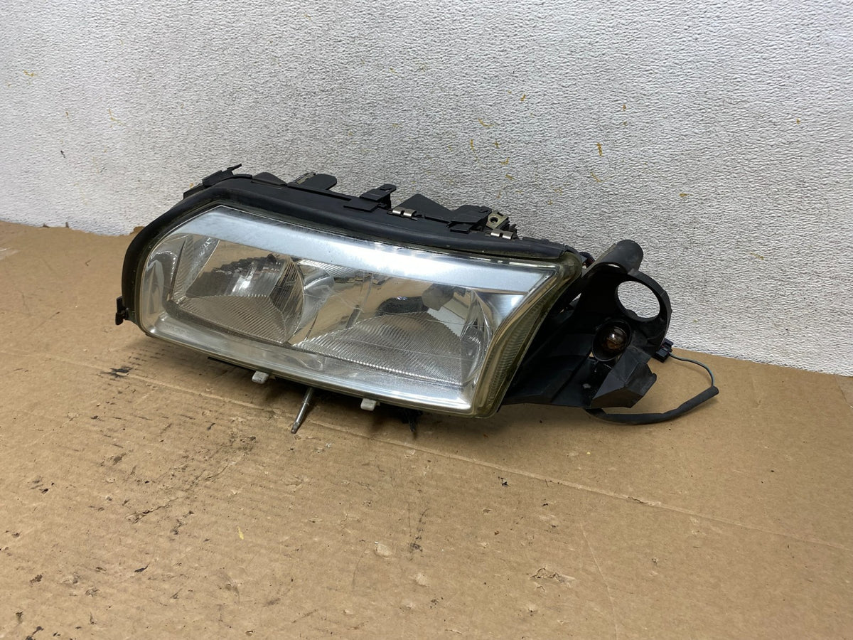 2004 2005 2006 Volvo S80 Left Driver LH Side Halogen Headlight AH8139 DW2