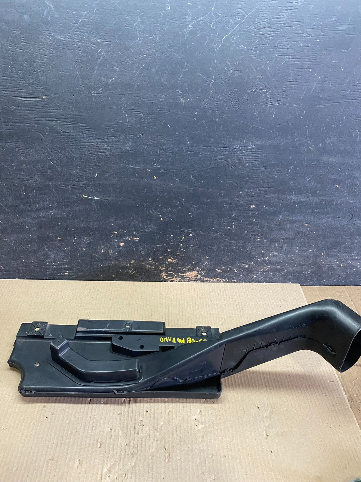 2003 to 2007 Nissan Murano Upper Air Intake Duct u7292 DG5