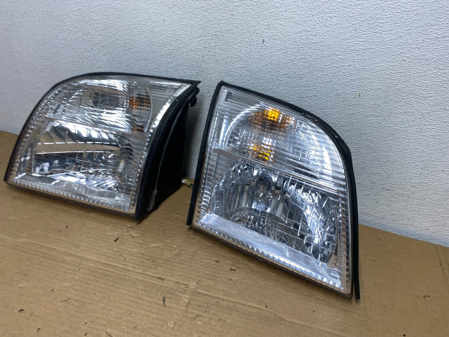 2002-2005 Mercury Mountaineer Left+Right Side Halogen Headlights AD3920 DW1