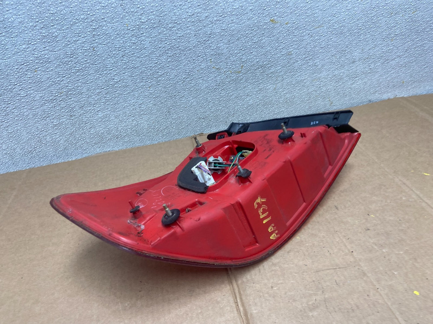 2003 to 2004 Infiniti G35 Right Passenger Rh Side Tail Light Oem AA1137 DW5