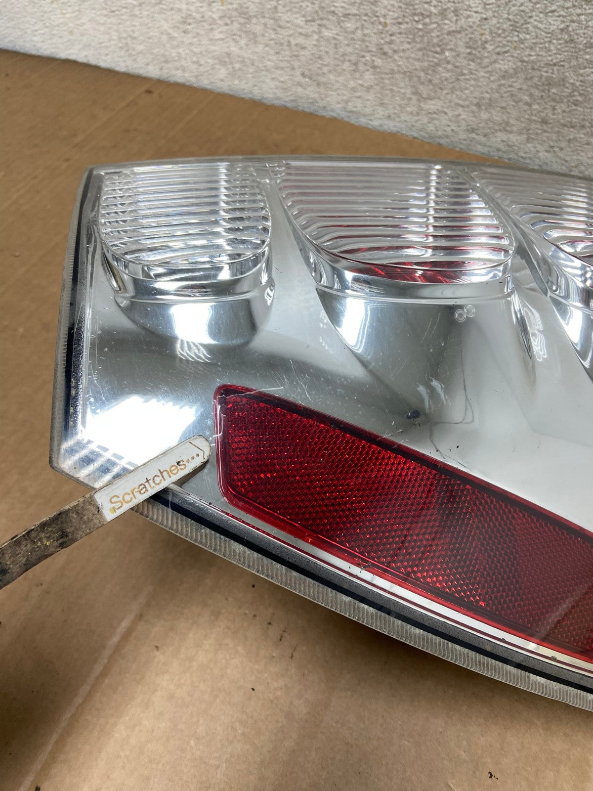 2005 to 2008 Chevrolet Equinox Right Passenger Rh Side Tail Light AI8353 LK3