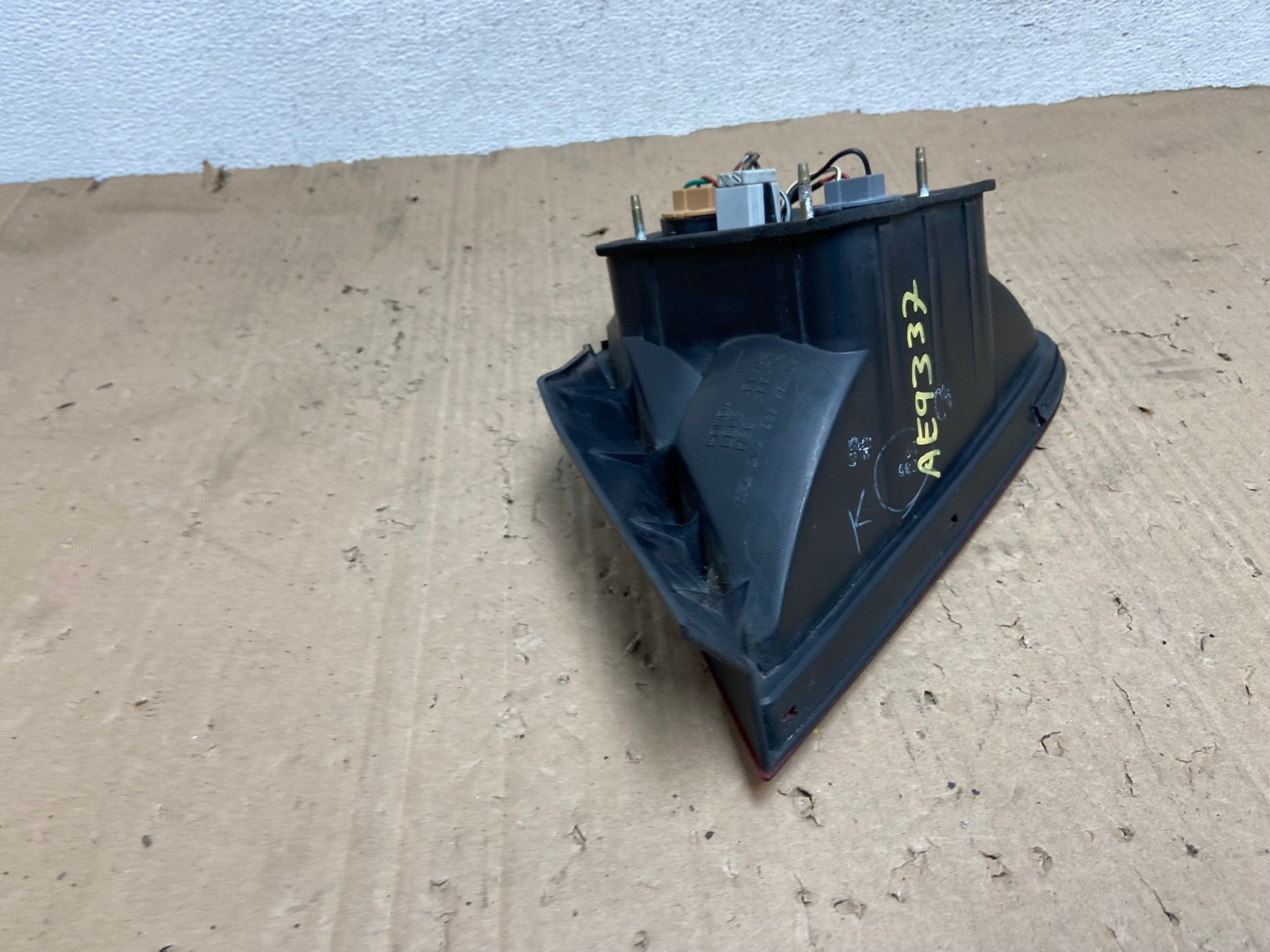 1998 - 2002 Honda Accord Coupe 2-door Left Driver LH Tail Light AE9337 LK4