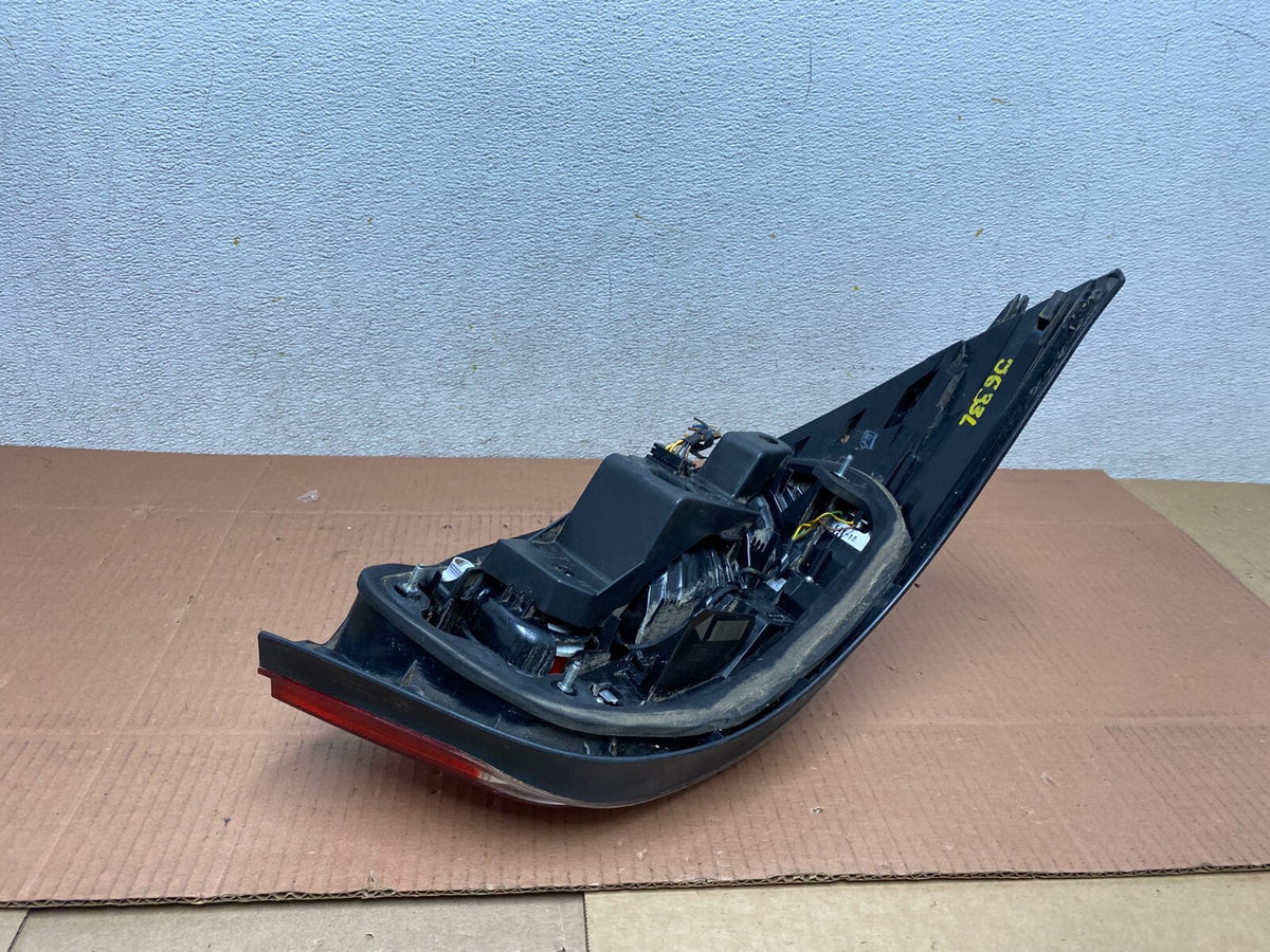 2008 2009 2010 BMW 5 525i 530i Right Passenger Rh Tail Side Light L9843 GD5