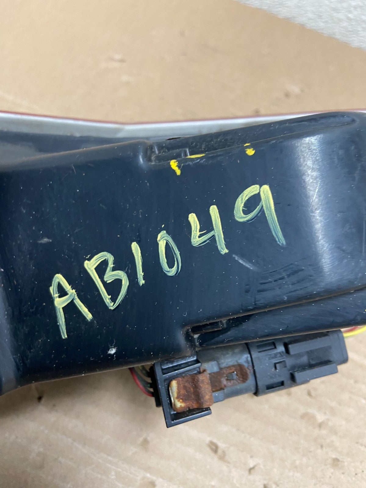 2010-2018 Lincoln Mkt Left Driver LH Side Tail Light Oem AB1049 DW5