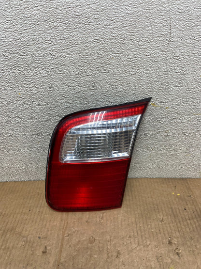 2001 2002 Subaru Forester Right Passenger RH Inner Lid Tail Light Oem AA66340