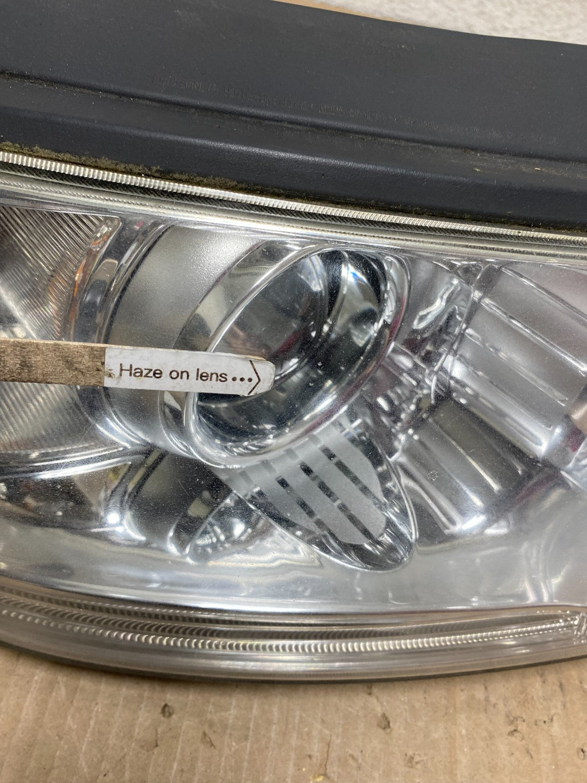 2009 to 2010 Hyundai Sonata Right Passenger RH Side Headlight Halogen AG8013 DW4