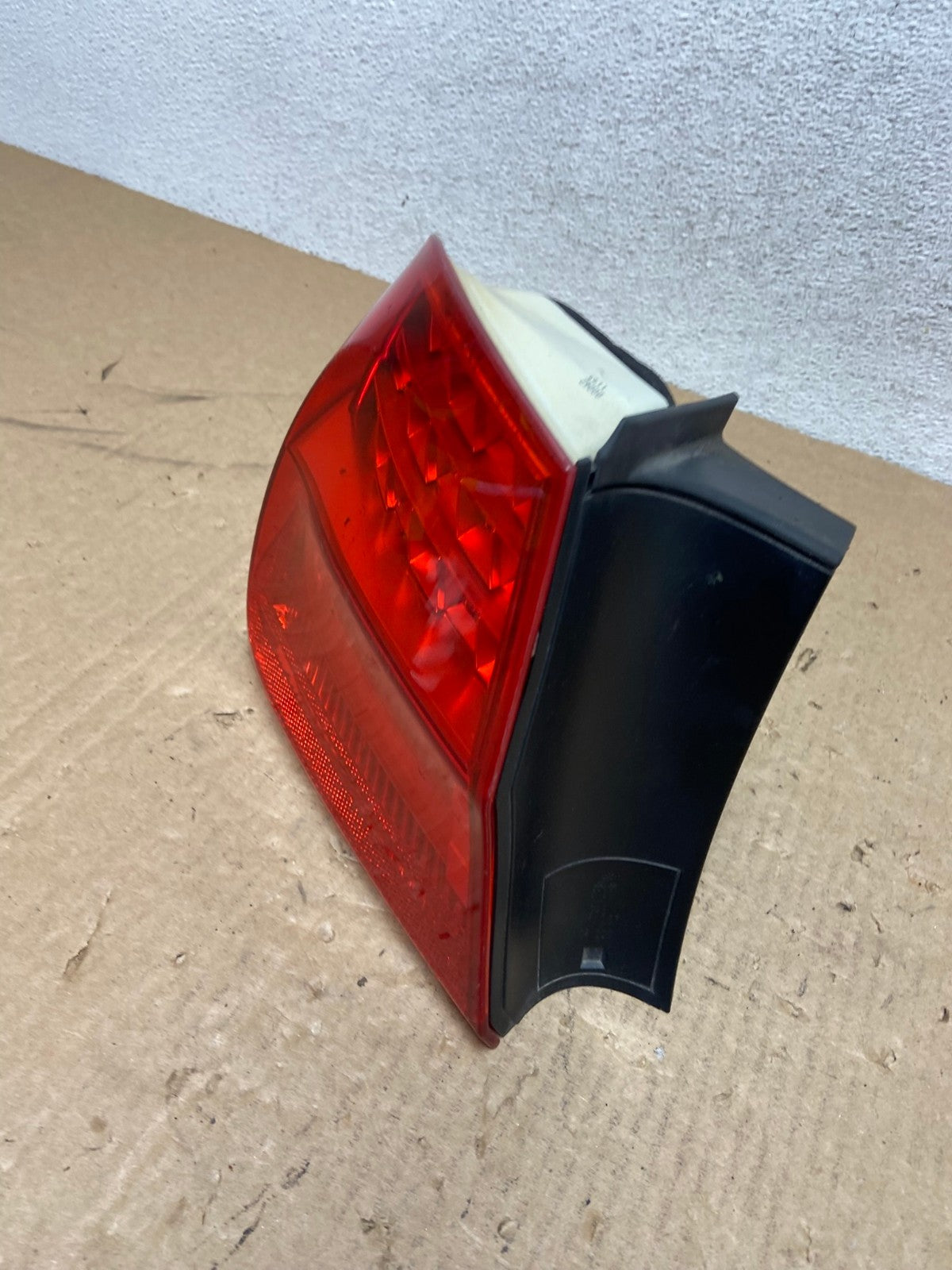 2009 2010 BMW 323i 325i 328i 335i 3 Series Left Driver Tail Light AG1056 LK1