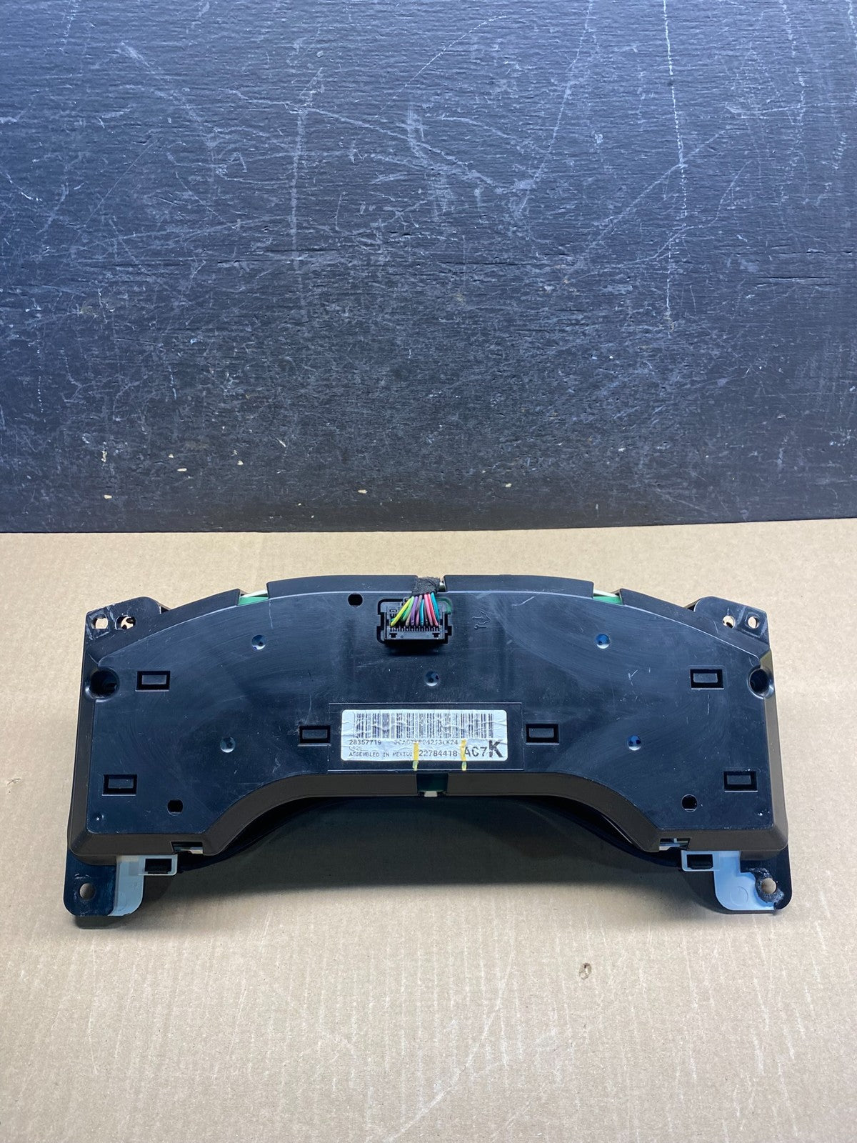 2013 to 2017 Chevrolet Express Speedometer Cluster Gauge AG7452 DG4