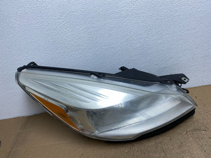 2013 - 2016 Ford Escape Headlight Right Passenger RH Side Halogen AB8528 DW0